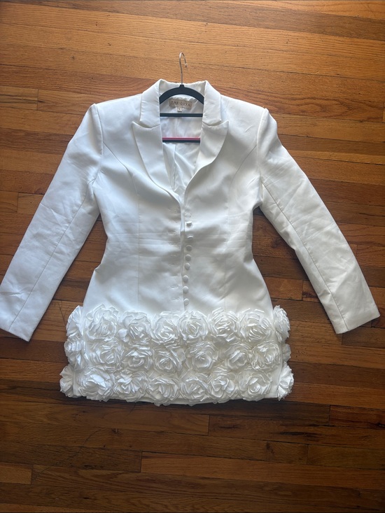 Trend Setter Diva Boutique Dresses & Skirts - Diva Boutique Rose Reign White Blazer 3D Floral Rosette Mini Dress Size Large